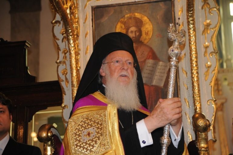 Στον ιστορικό ναό του Αγίου Χαραλάμπους, στο Μικρασιατικό Τσεσμέ,ο Οικουμενικός Πατριάρχης κ. Βαρθολομαίος