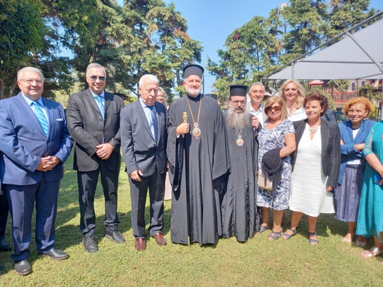 Archbishop Elpidophoros – Χίος: Δωρεά ένα εκατομμύριο δολάρια στους πυρόπληκτους από τους ομογενείς της Αμερικής