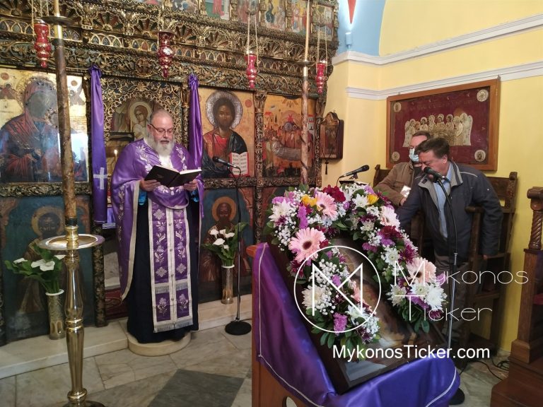 Holy Week & Easter in Mykonos: Κυριακὴ Βαΐων Εσπέρας – Η Ακολουθία του Α’ Νυμφίου στην Ιερά Μονή Παλαιοκάστρου Ανω Μεράς [εικόνες & videos]